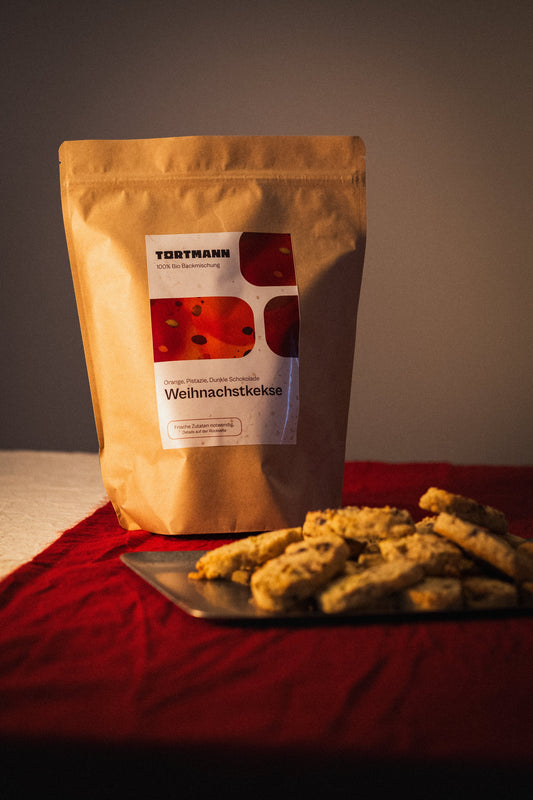Tortmann Christmas cookies baking mix product shot and the results
